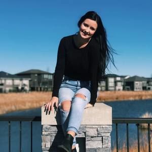 Meet your Posher, Denise